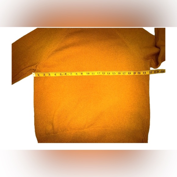 J.Crew Mens Crew Neck Pullover Sweater Sz.Large/Yellow-Gold/Lambs Wool Blend - Picture 5 of 5